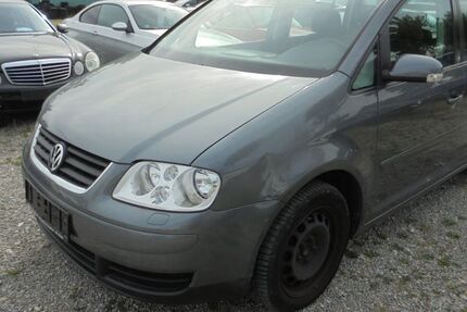VW Touran 183.000 km 1.990 &euro; Gersthofen bei Augsburg 86368