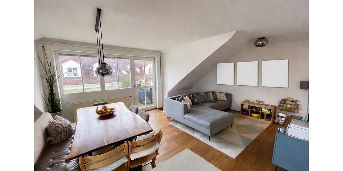 Dachgeschoßwohnung Langweid am Lech - 4 Zimmer, 100 m&sup2;, 385.000&euro; | Angebot:24984713