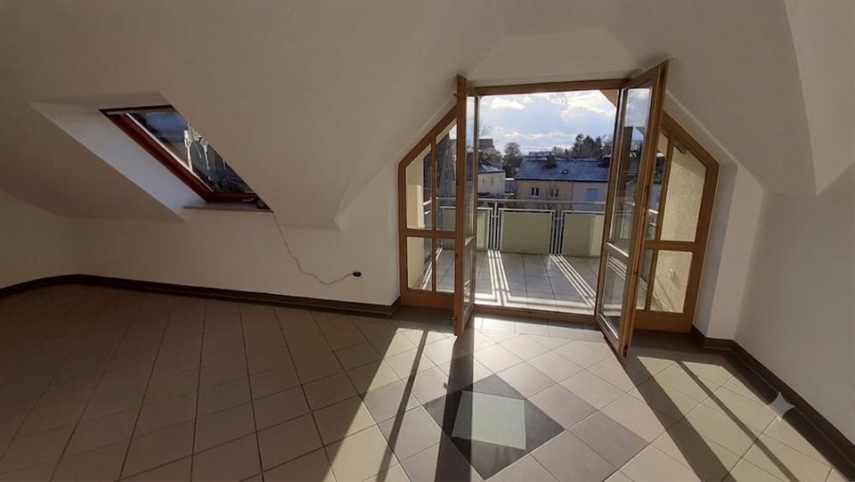 Dachgeschoßwohnung Aichach - 3 Zimmer, 67 m&sup2;, 320.000&euro; | Angebot:26931234