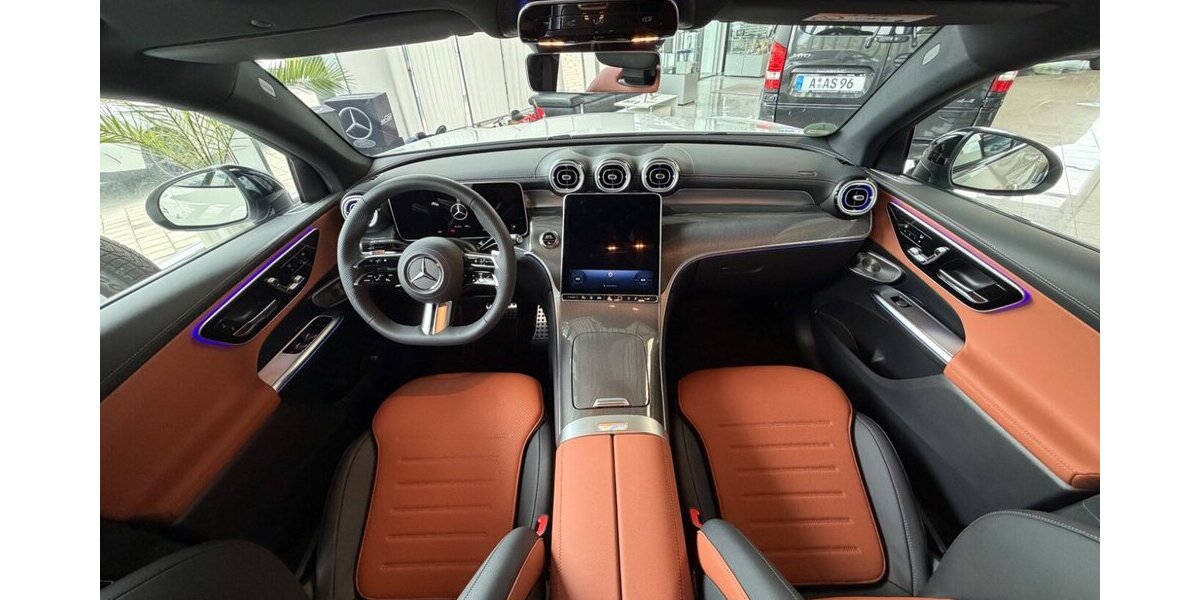 Mercedes-Benz GLC 200 4Matic AMG Line AMG+MBUX+BURM+NIGHT+LED 5.000 km 76.990 &euro; Westendorf 86707