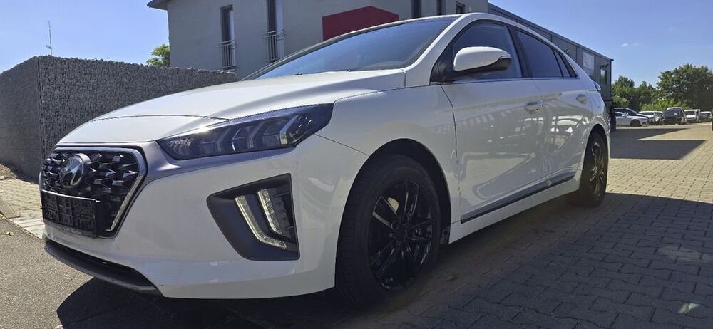 IONIQ