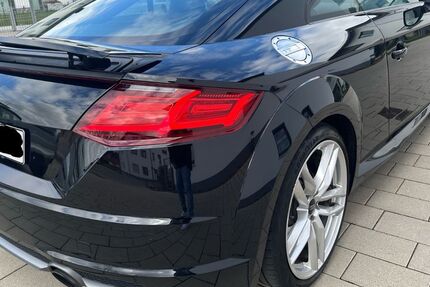 Audi TT 182.000 km 17.399 &euro; Stadtbergen 86391