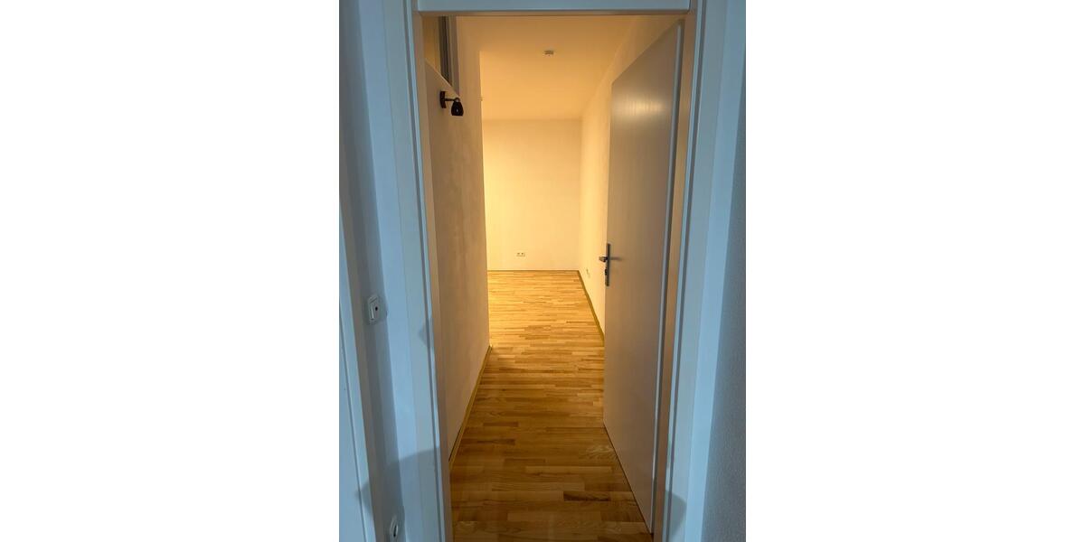 Wg Zimmer in 2er Wg Bismarckviertel neu 1 zimmer