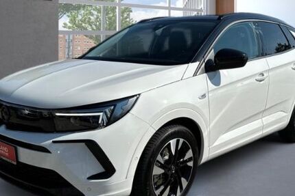 Opel Grandland (X) 4.045 km 30.985 € Augsburg 86165