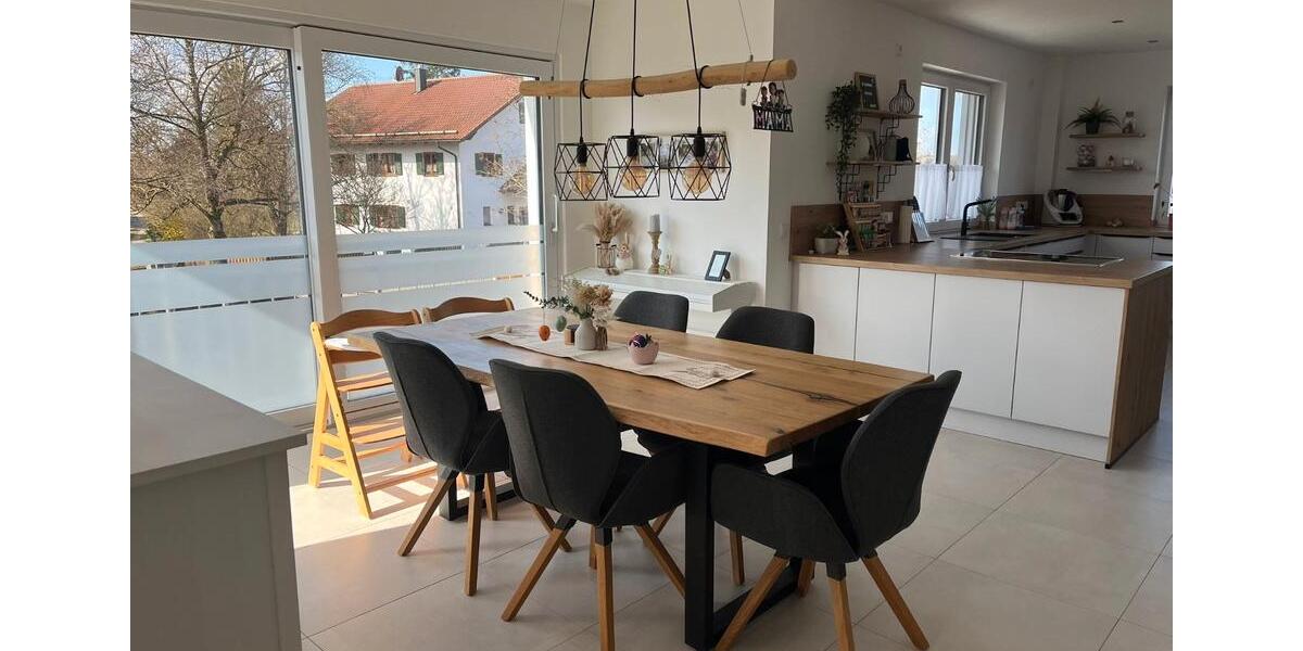 Etagenwohnung Jesenwang - 4.5 Zimmer, 119 m&sup2;, 1.530&euro; | Angebot:26262648