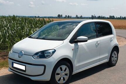 VW e-up! 61.000 km 8.200 &euro; Augsburg 86156