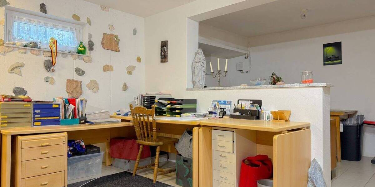 Gelegenheit - Wohnen & Arbeiten unter einem Dach mit großflächiger Lagehalle in Rehling 1 zimmer