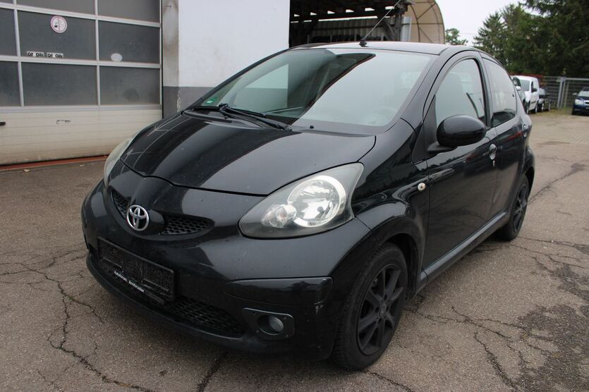 Toyota Aygo (X) 202.638 km 1.190 € Friedberg 86316