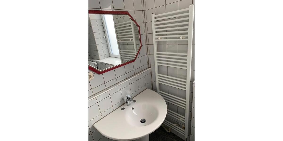 Etagenwohnung Pöttmes - 2 Zimmer, 38 m&sup2;, 600&euro; | Angebot:26385669