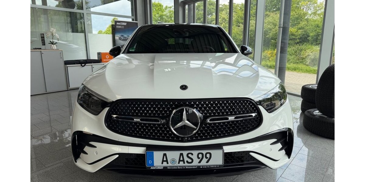 Mercedes-Benz GLC 200 4Matic AMG Line AMG+MBUX+BURM+NIGHT+LED 5.000 km 76.990 &euro; Westendorf 86707