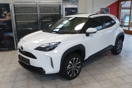 Toyota Yaris Cross 1.723 km 27.990 &euro; Moorenweis 82272