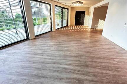 Wohnung Augsburg Oberhausen - 2 Zimmer, 103 m&sup2;, 1.400&euro; | Angebot:25163674