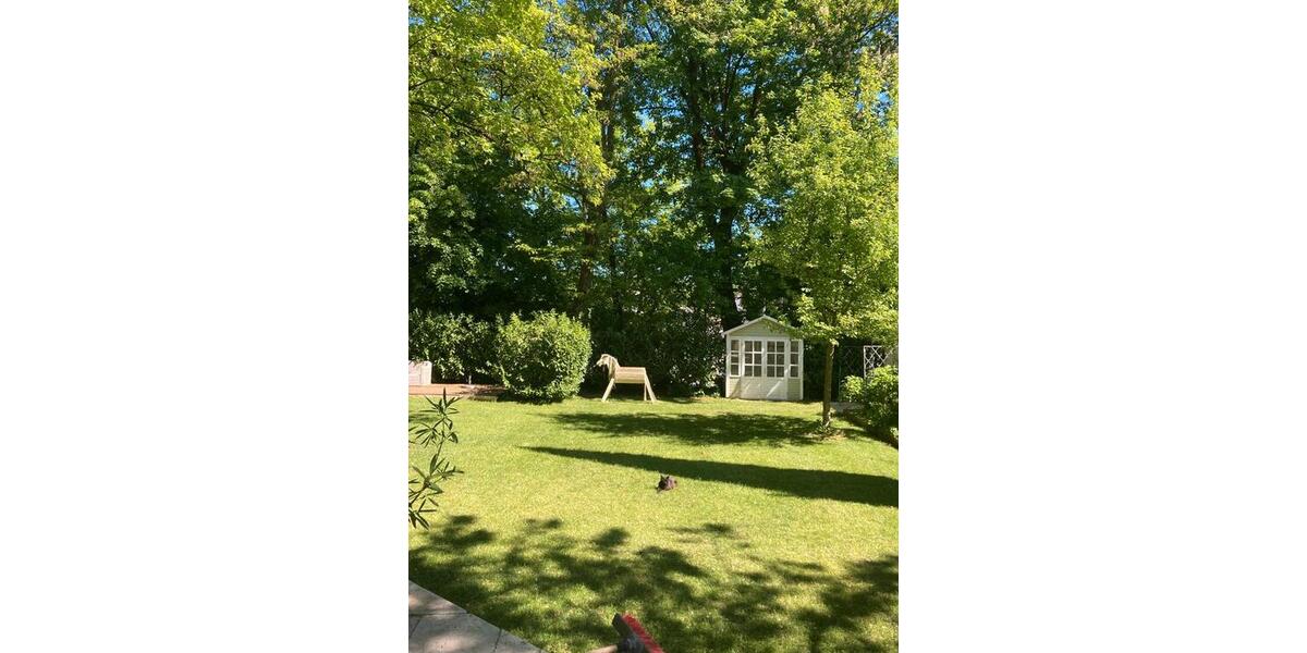 Villa Augsburg Bergheim - 8 Zimmer, 330 m&sup2;, 1.950.000&euro; | Angebot:25809587