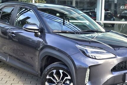 Toyota Yaris Cross 2.500 km 29.490 &euro; Stadtbergen 86391