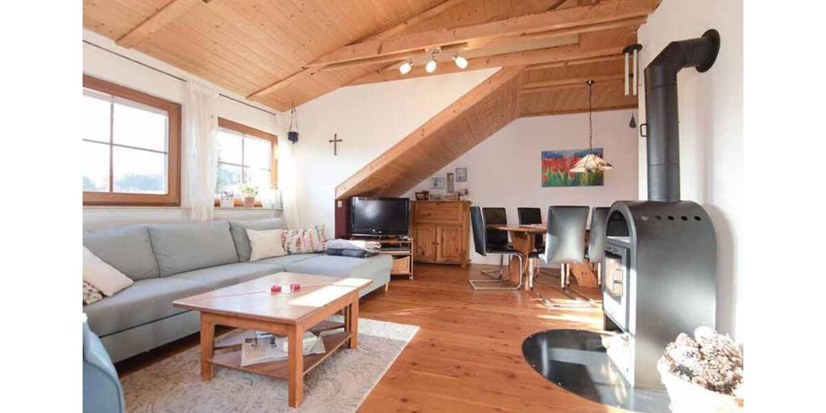 Dachgeschoßwohnung Diedorf - 4 Zimmer, 92 m&sup2;, 335.000&euro; | Angebot:24099664