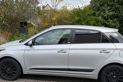 Hyundai i20 108.000 km 8.000 &euro; Friedberg 86316