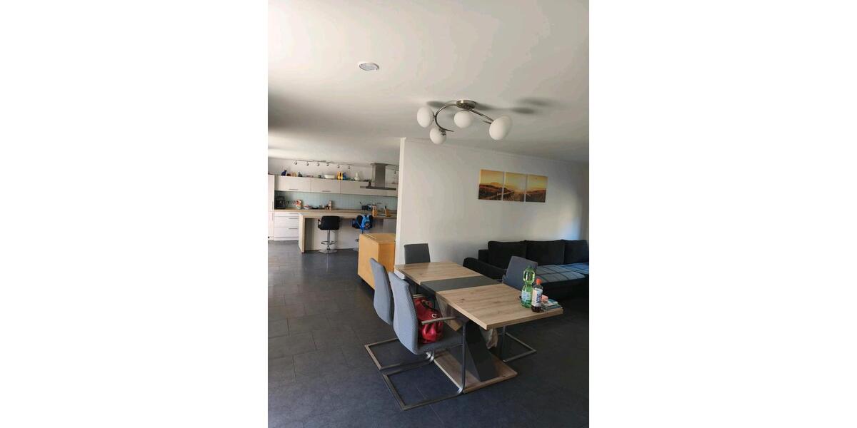 Einfamilienhaus Moorenweis - 6 Zimmer, 200 m&sup2;, 640.000&euro; | Angebot:26701130
