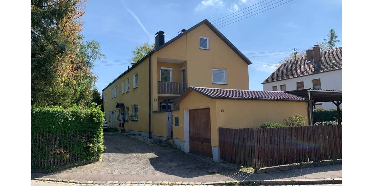 KNIPFER`S IMMOBILIENSCHÄTZE - Renovierungsbedürftiges Zweifamilienhaus in Augsburg-Hochzoll zum Kauf 4 zimmer