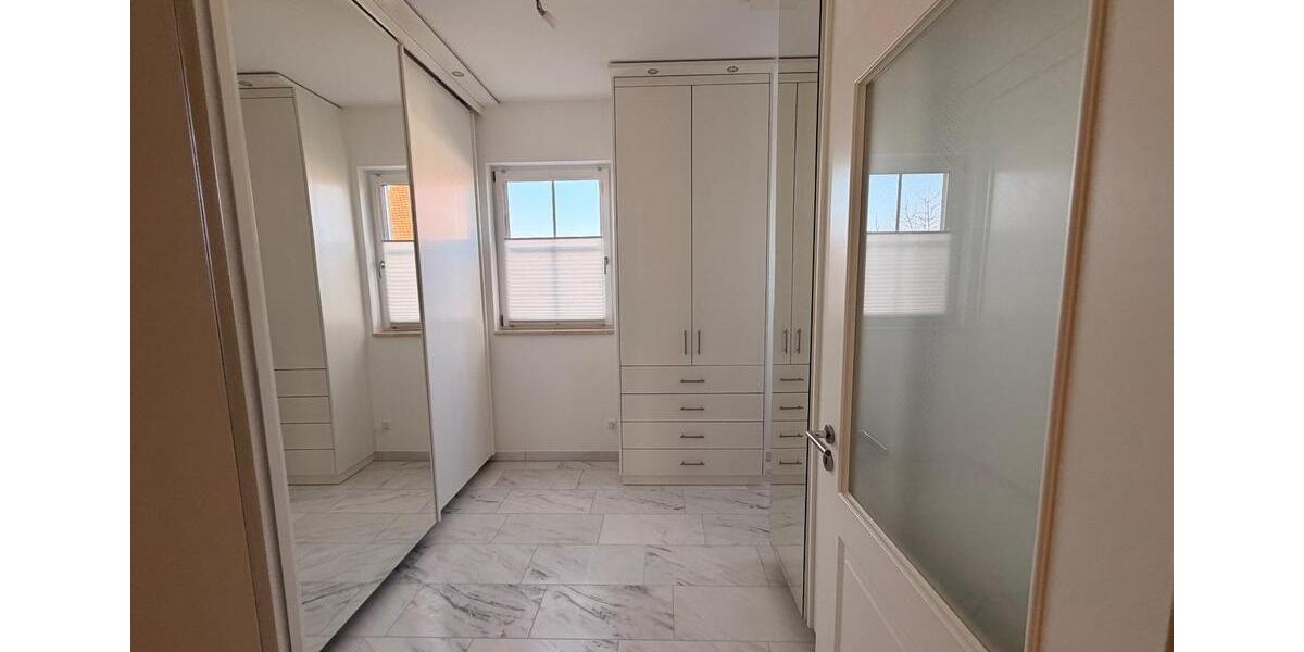 Etagenwohnung Aichach - 4 Zimmer, 116 m&sup2;, 1.450&euro; | Angebot:25642021