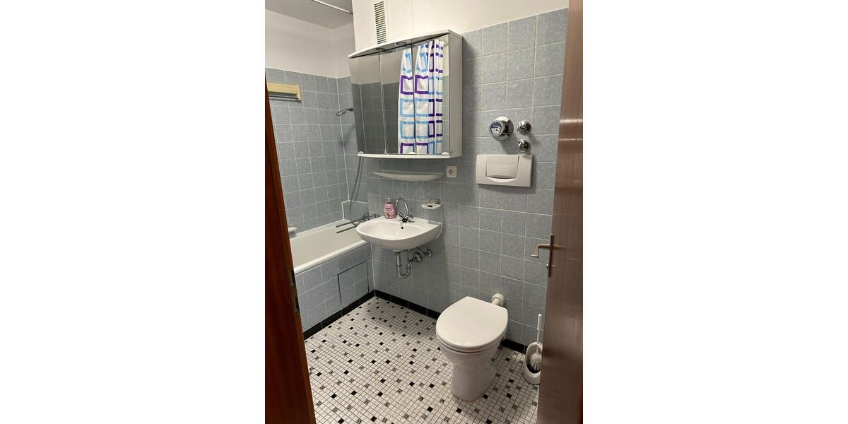 Etagenwohnung Neusäß - 2 Zimmer, 45 m&sup2;, 850&euro; | Angebot:25299615