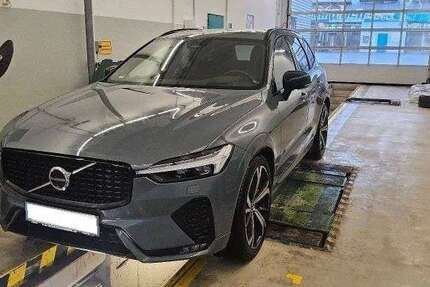 Volvo XC60 29.300 km 46.990 &euro; Friedberg 86316