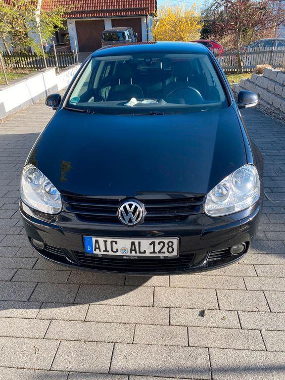 VW Golf 186.000 km 1.500 € Dasing 86453
