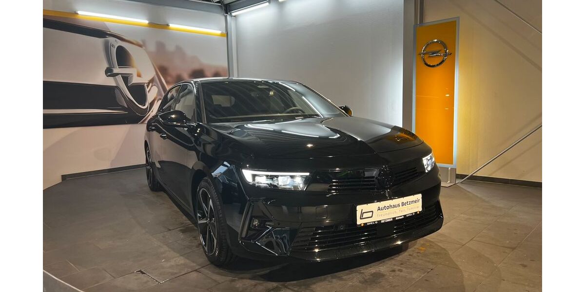 Opel Astra 8.557 km 24.490 &euro; Aichach 86551