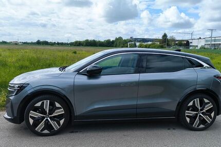 Renault Megane E-TECH 24.500 km 33.000 &euro; Augsburg 86165