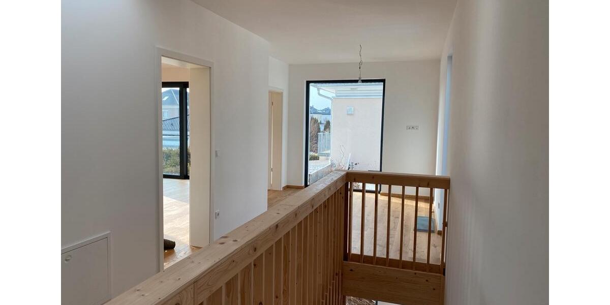 Einfamilienhaus Langweid am Lech - 3 Zimmer, 171 m&sup2;, 2.300&euro; | Angebot:24775051