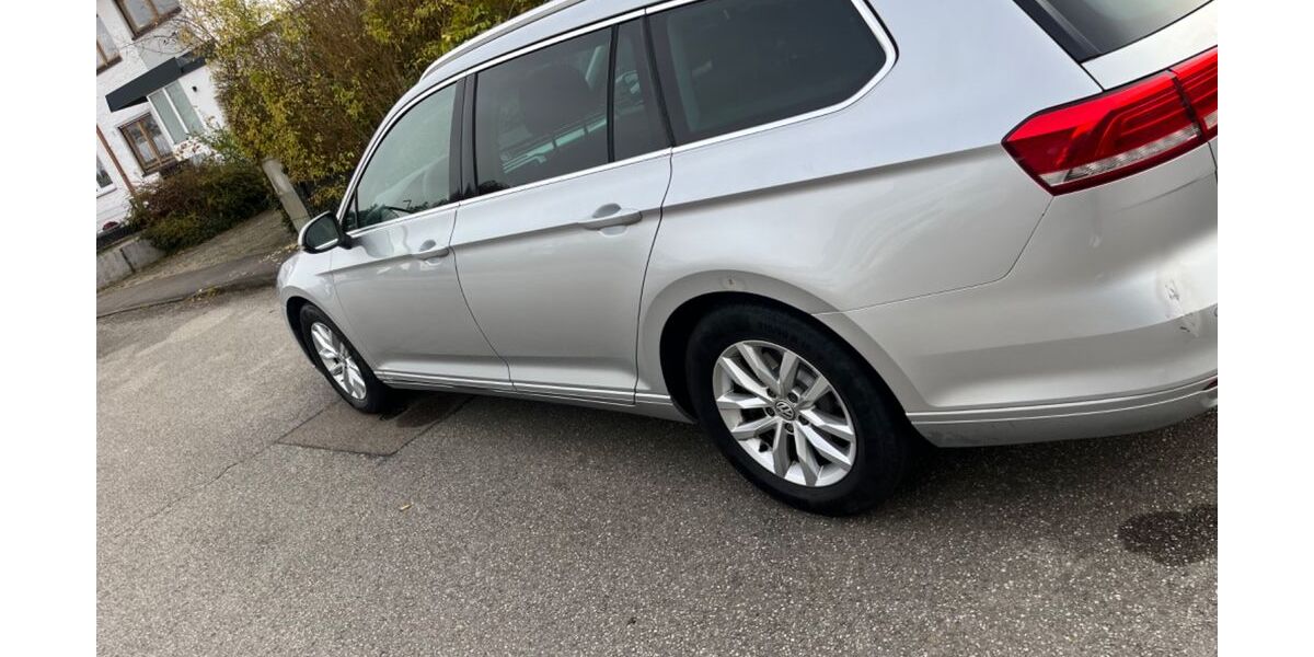 VW Passat Variant 173.599 km 9.500 &euro; Odelzhausen 81373