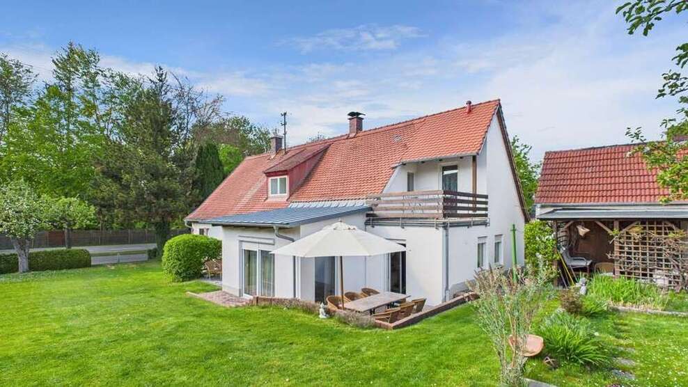 Haus zum Kaufen in Wehringen 540.000 € 184.68 m²