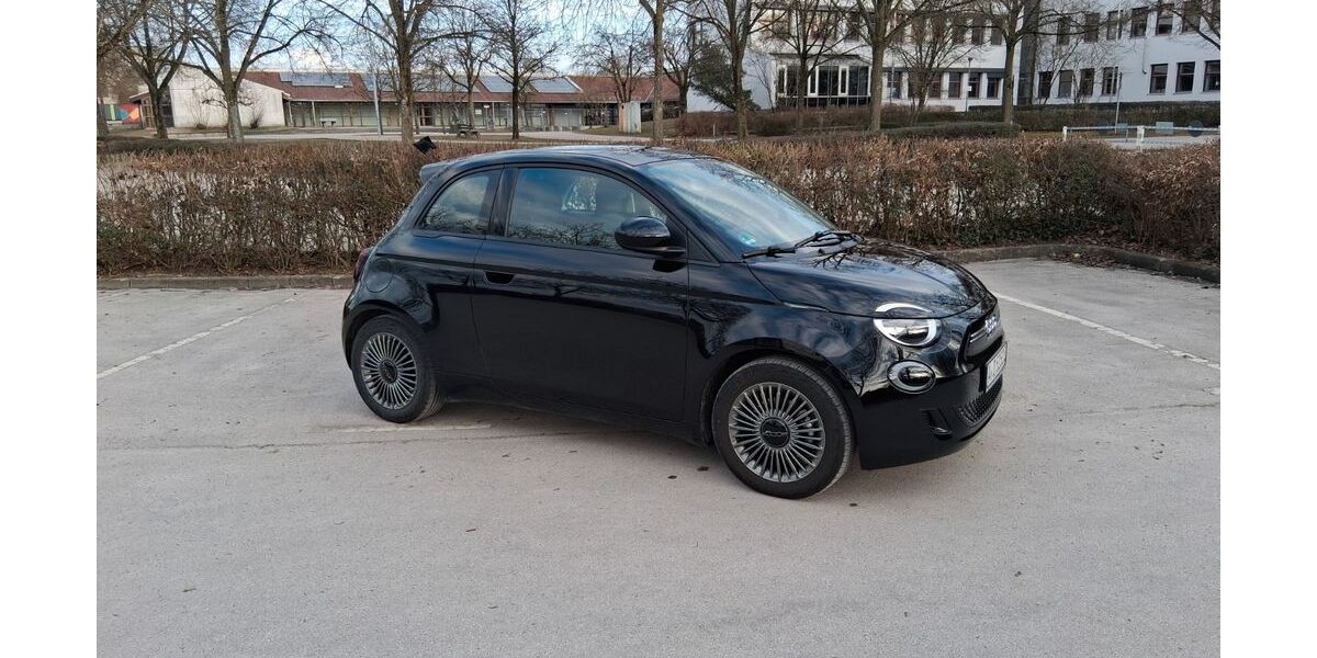 Fiat 500e 22.555 km 19.990 &euro; Neusäß 86356