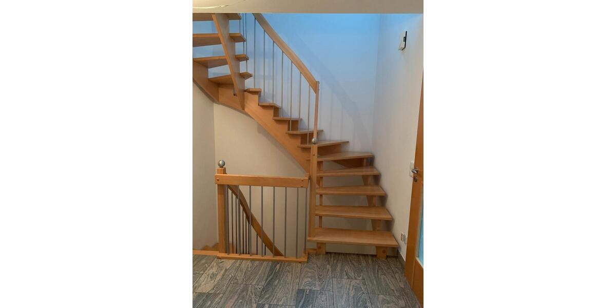 Doppelhaushälfte Wehringen - 6 Zimmer, 165 m&sup2;, 2.100&euro; | Angebot:26634665