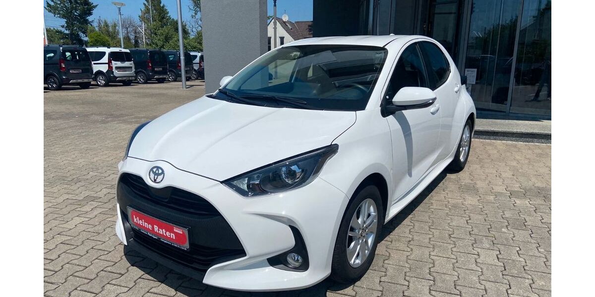 Toyota Yaris 16.900 km 17.999 € Königsbrunn / Augsburg 86343