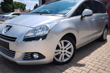 Peugeot 5008 230.000 km 4.100 € Königsbrunn 86343