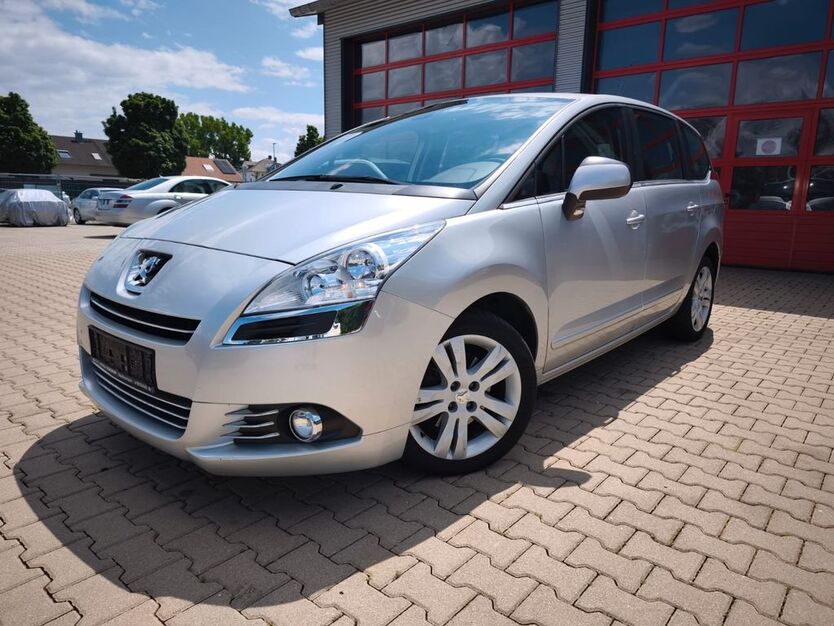 Peugeot 5008 230.000 km 4.100 € Königsbrunn 86343