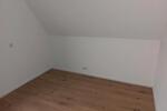 Dachgeschoßwohnung Augsburg Lechhausen - 3.5 Zimmer, 82 m&sup2;, 1.200&euro; | Angebot:26700380