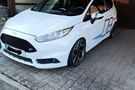 Ford Fiesta 192.500 km 6.900 &euro; Ziemetshausen 86473