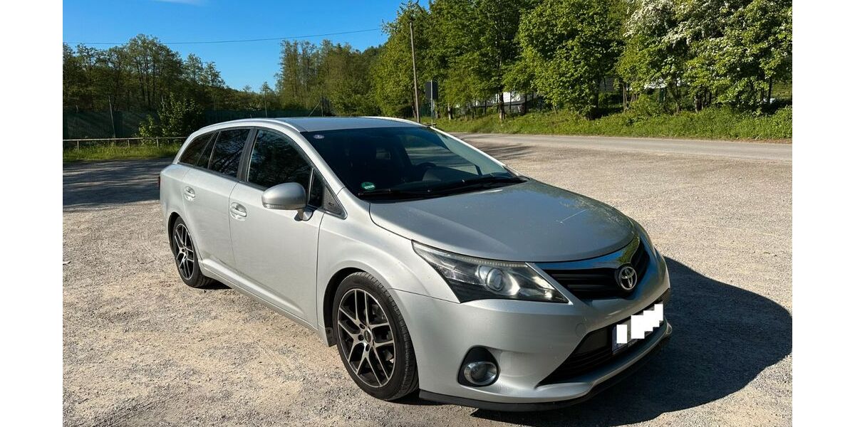 Toyota Avensis 153.000 km 9.000 &euro; Diedorf 86420