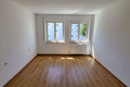 Wohnung Augsburg Oberhausen - 1.5 Zimmer, 40 m&sup2;, 496&euro; | Angebot:26740201