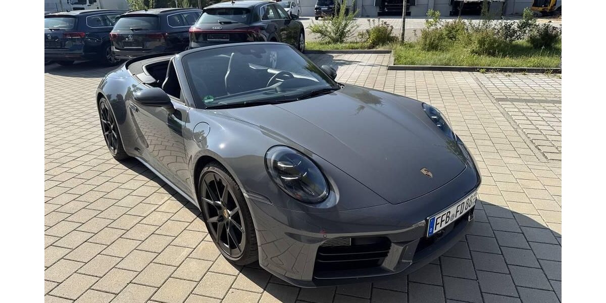 Porsche 992 9.500 km 146.450 &euro; Egenhofen OT Unterschweinbach 82281