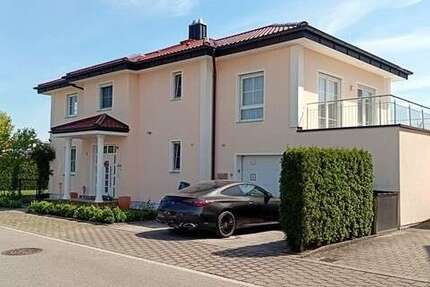 Haus zum Kaufen in Königsbrunn 1.462.000 € 261 m²