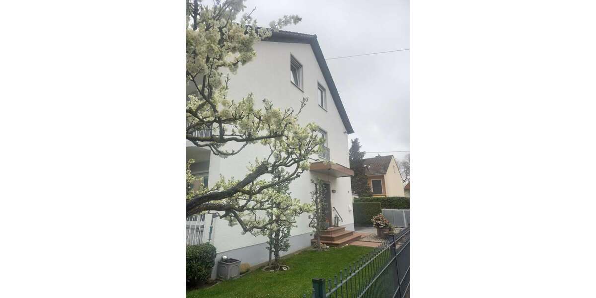 Etagenwohnung Augsburg Bärenkeller - 4.5 Zimmer, 123 m&sup2;, 1.200&euro; | Angebot:26151578