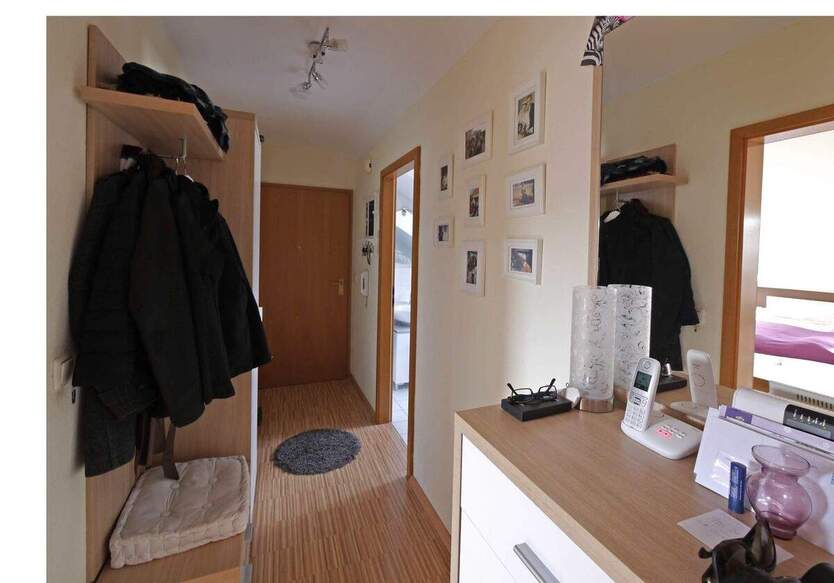 2-ZKB-DG-Whg. mit Stellplatz unweit von Universität und Straßenbahn in Haunstetten 2 zimmer