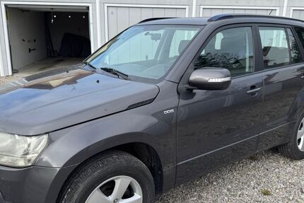 Suzuki Grand Vitara 187.000 km 4.900 € Königsbrunn bei Augsburg 86343
