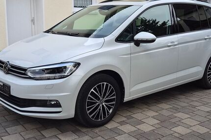 VW Touran 22.700 km 33.900 &euro; Mühlhausen 86444