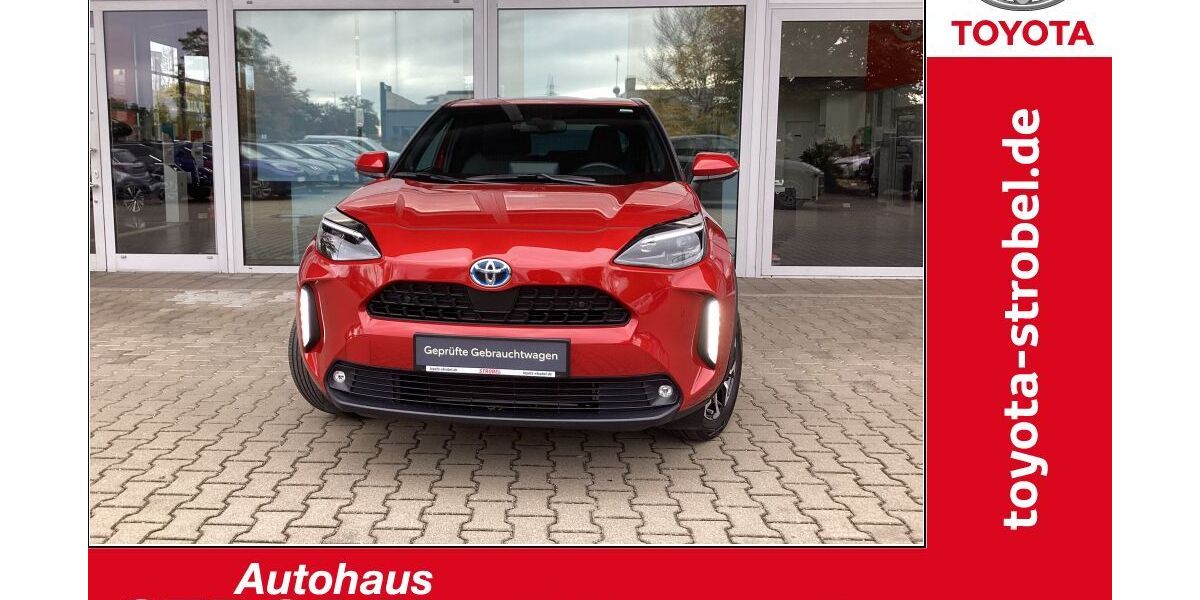 Toyota Yaris Cross 21.560 km 22.880 € Gersthofen 86368