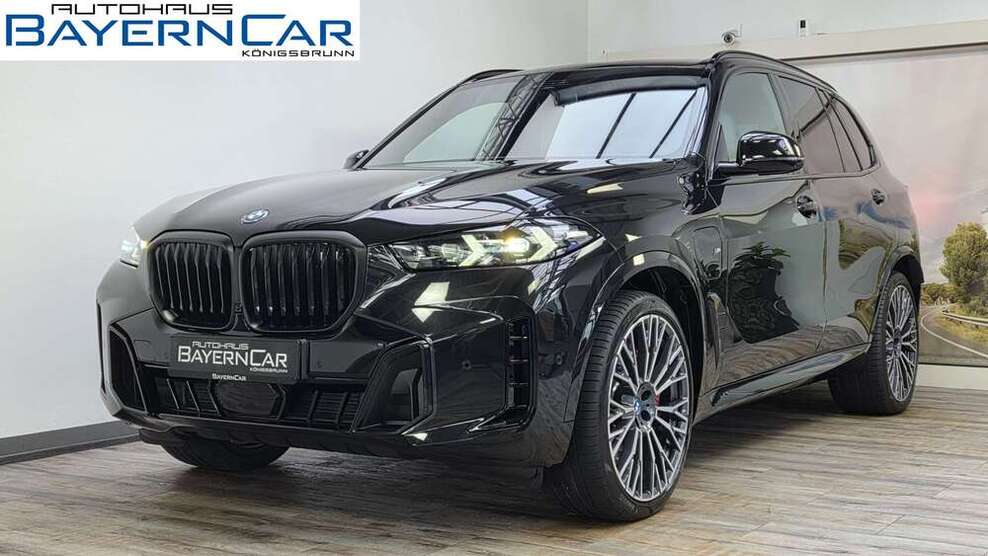 BMW X5 5.500 km 94.789 € Königsbrunn 86343