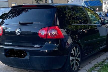VW Golf 320.000 km 1.799 € Mering 86415