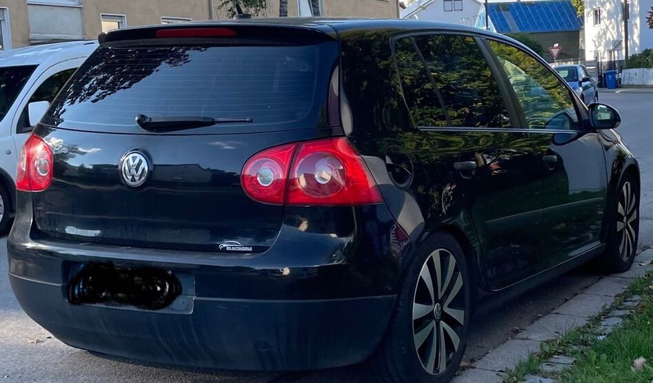 VW Golf 320.000 km 1.799 € Mering 86415